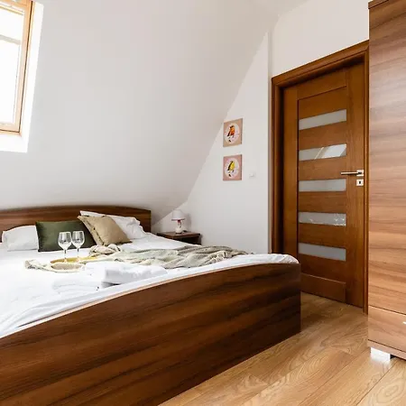 Na Wzgórzu Apartament *